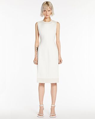 Платье-футляр